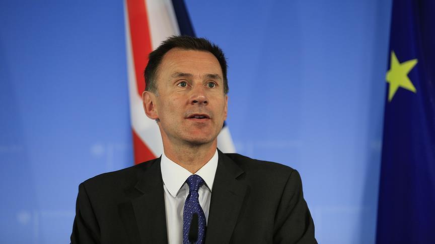 وزير الخارجية البريطاني يحذر من عواقب رفض البرلمان لـ