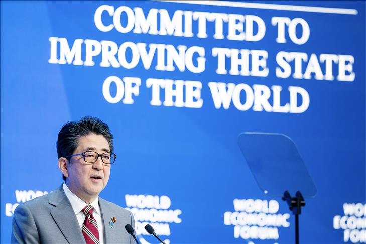 رئيس الوزراء الياباني يدعو لإعادة الثقة في التجارة الدولية