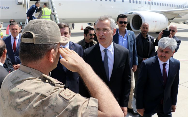 أمين عام الناتو يجري عدة لقاءات في هاطاي التركية