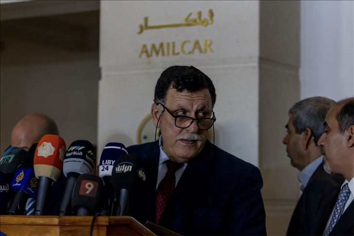 الرئاسي الليبي: ماكرون أكد للسراج رفضه مهاجمة طرابلس